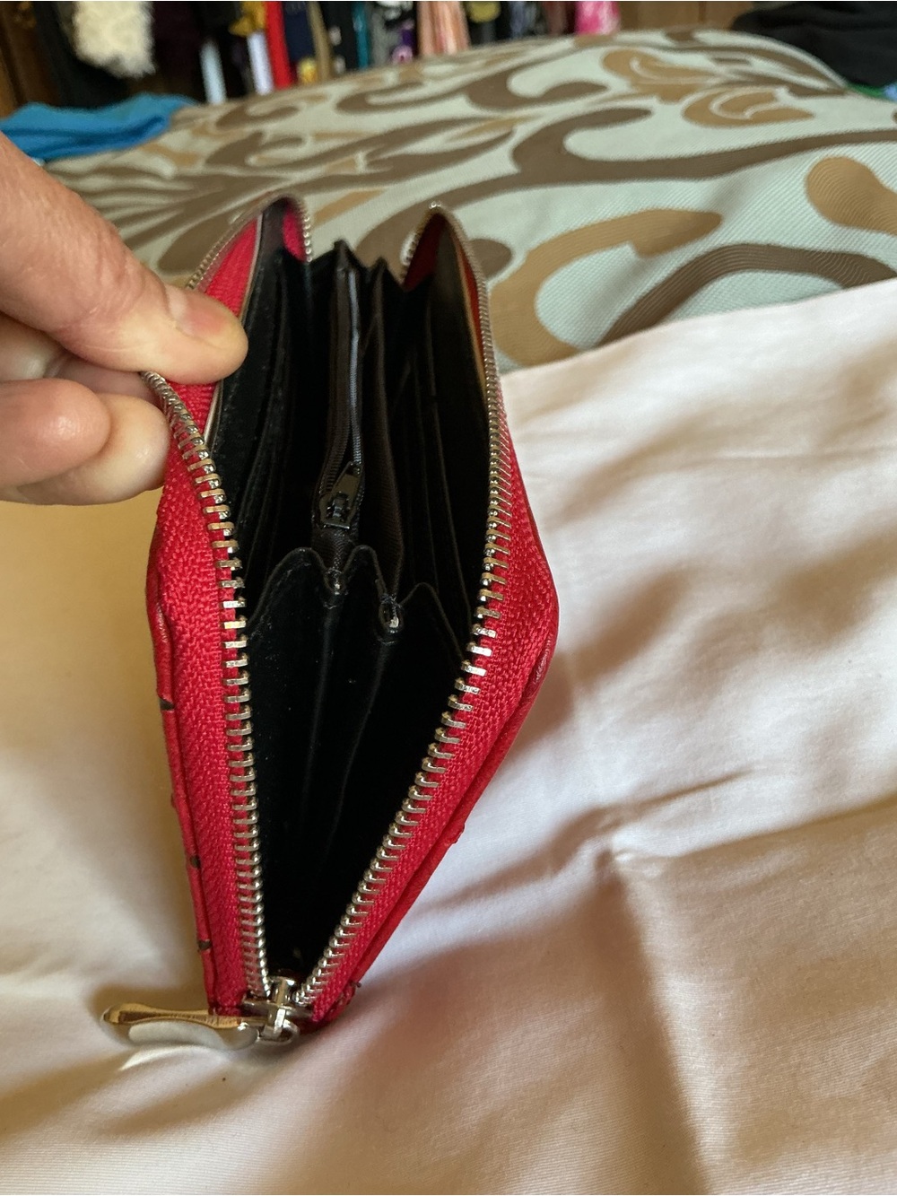 Faux ostrich Textured Print Zip-Around Wallet - Picture 4 of 4